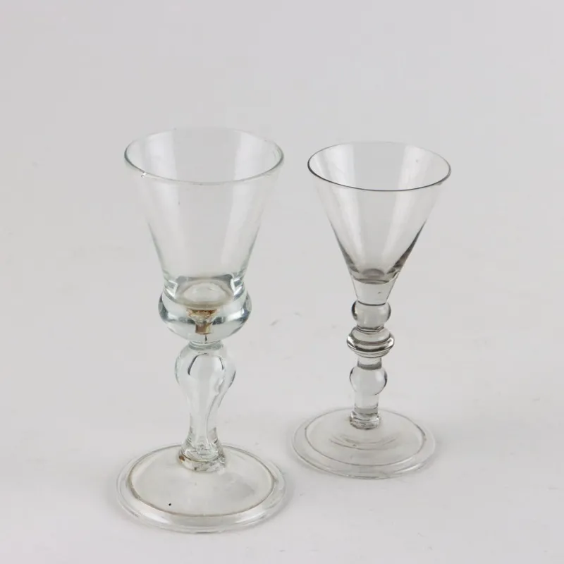 Sale Pamono Murano Glass Glasses, Italy, 18th Century, Set of 6