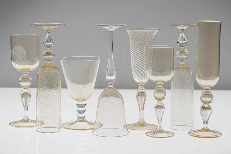 Pamono Murano Stem Glasses with Embedded Gold Leaf from Cenedese, 1950s, Set of 8> Glassware