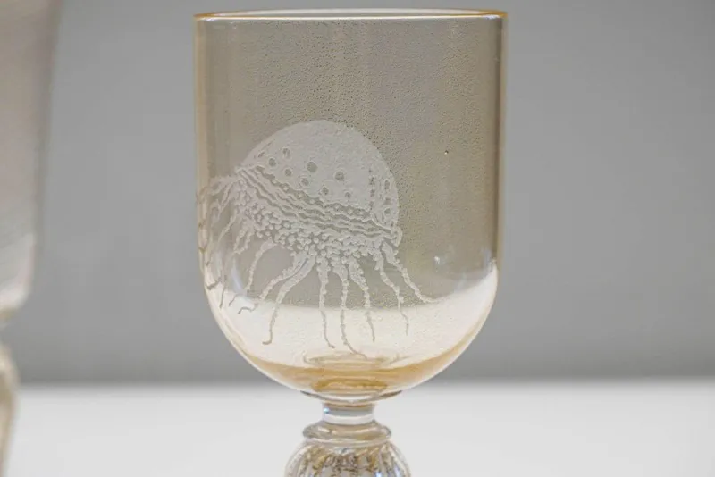 Pamono Murano Stem Glasses with Embedded Gold Leaf from Cenedese, 1950s, Set of 8> Glassware