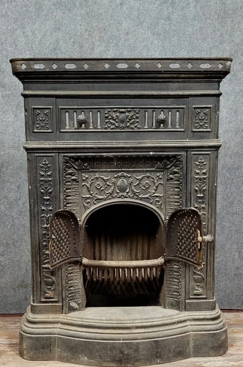Pamono Napoleon III Cast Iron Fireplace Mantel, 1880