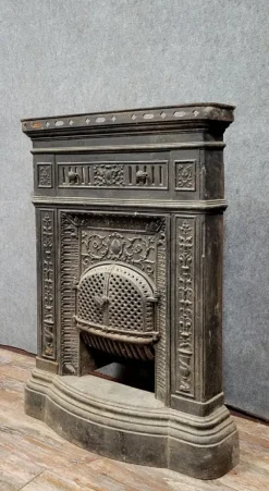 Pamono Napoleon III Cast Iron Fireplace Mantel or Front, 1880s><noscript><img width=