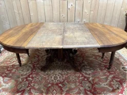 Outlet Pamono Napoleon III Oval Dining Table with Central Leg
