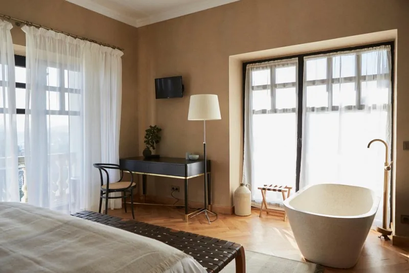 Pamono Natural and Brass Pie de Salón G1 Floor Lamp by Jaume Sans> Floor Lamps