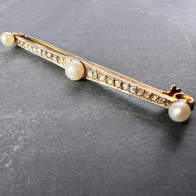 Best Pamono Natural White Pearl and Diamond 18k Yellow Gold Bar Brooch, 1890s