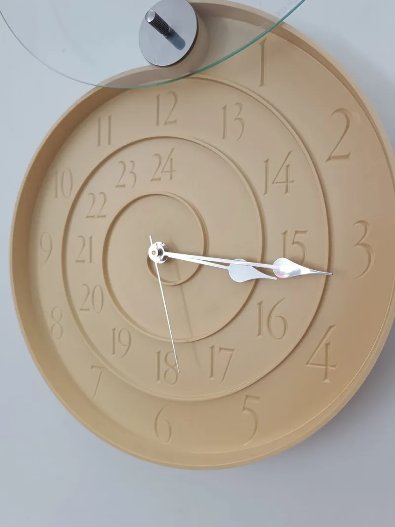 Pamono Nautilus Clock by Oscar Tusquets for Mobles, 1995> Clocks