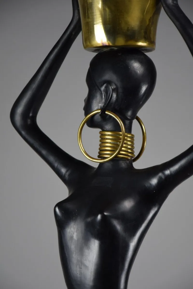 Pamono Ndebele Artist, Mid Century Modern Female Sculpture, 1970s, Brass & Copper> Mid-Century