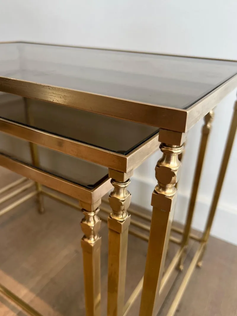 Pamono Neoclassical Brass Nesting Tables by Maison Ramsay, Set of 3> Coffee & Side Tables