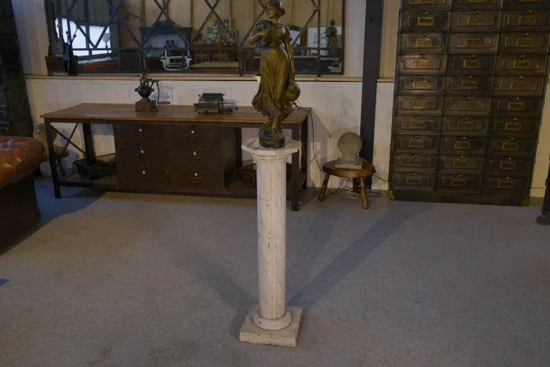 Pamono Neoclassical Wooden Column with Marble-Effect Paint, Early 20th Century> Pedestals And Columns