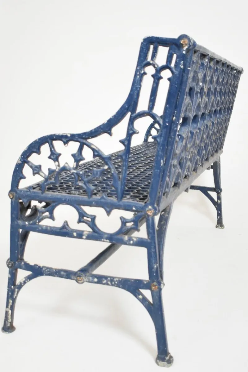 Pamono Neo-Gothic Cast Iron Bench, 19th Century> Garden Seating