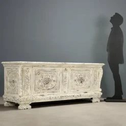 Pamono Neo-Renaissance Chest in Wood