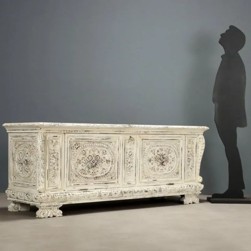 Pamono Neo-Renaissance Chest in Wood