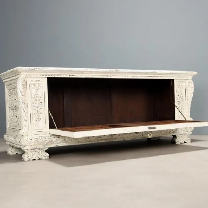 Pamono Neo-Renaissance Chest in Wood