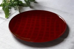 Pamono Network Red Plate in Lacquered Urushi Glass by Eliana Lorena for Hands On Design> Decorative Plates