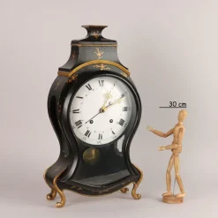 Pamono Neuchateloise Pendulum Clock in Ebonized Wood> Clocks