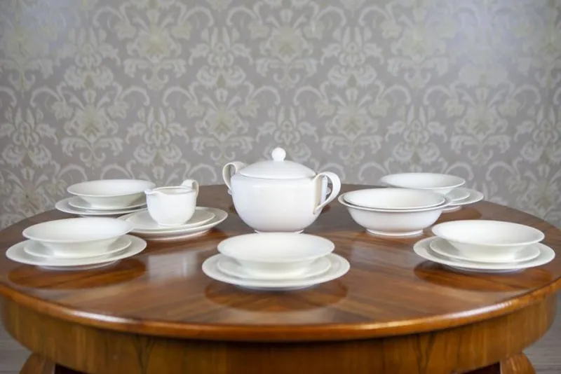 Pamono New Dinner Service for Six People by Porcelana Karolina, Set of 24> Tabletop