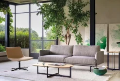 Sale Pamono New York Two-Seater Sofa in Metal and Leather Upholstery by Quinti Sedute
