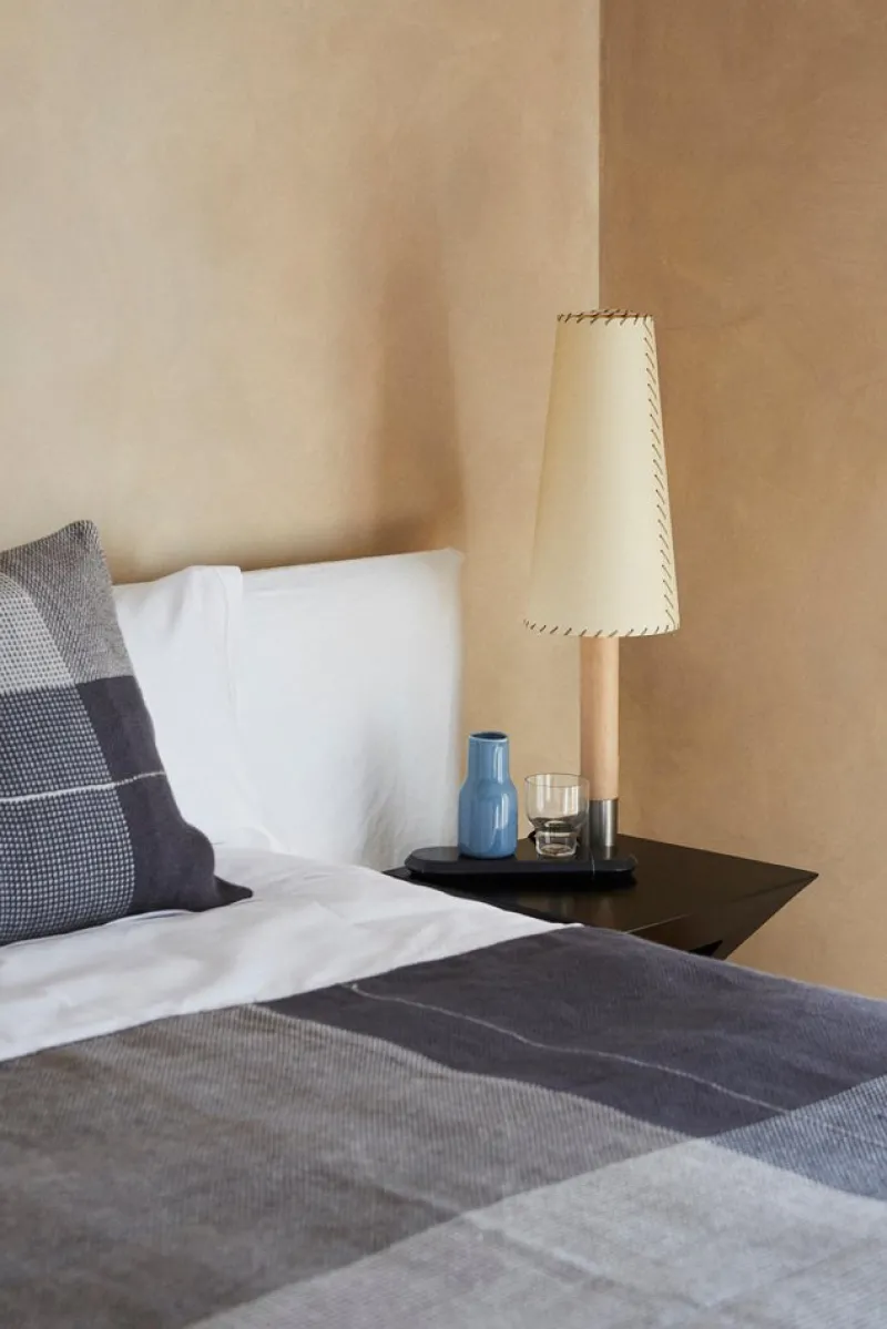 Pamono Nickel Básica M2 Table Lamp by Santiago Roqueta, Santa & Cole> Table Lamps