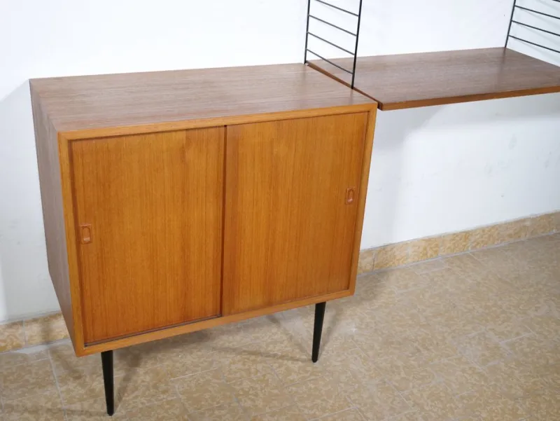 Pamono Nisse String Wall Shelf with Sideboard Made of Nut Wood by Kajsa & Nils Strinning, 1960 from String, Set of 8> Shelves & Wall Units