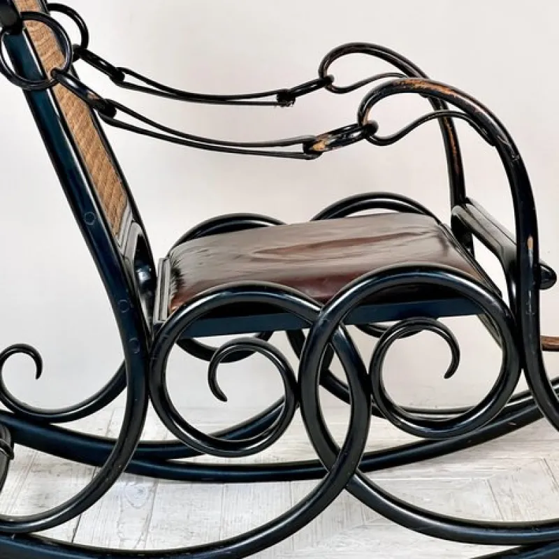 Clearance Pamono No. 3 Bentwood Rocking Chair from Thonet