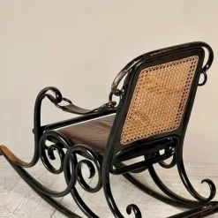 Clearance Pamono No. 3 Bentwood Rocking Chair from Thonet