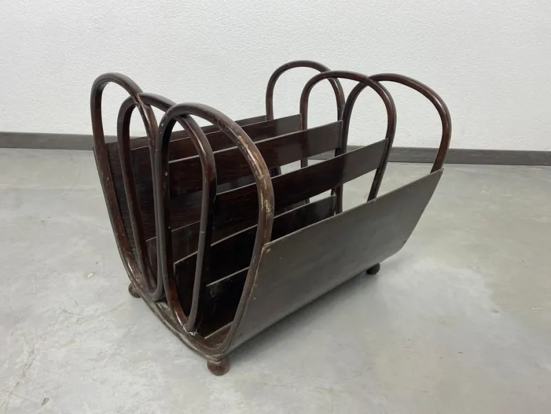 Best Pamono No. 1069 Magazine Holder attributed to Koloman Moser for J&J Kohn, 1890s