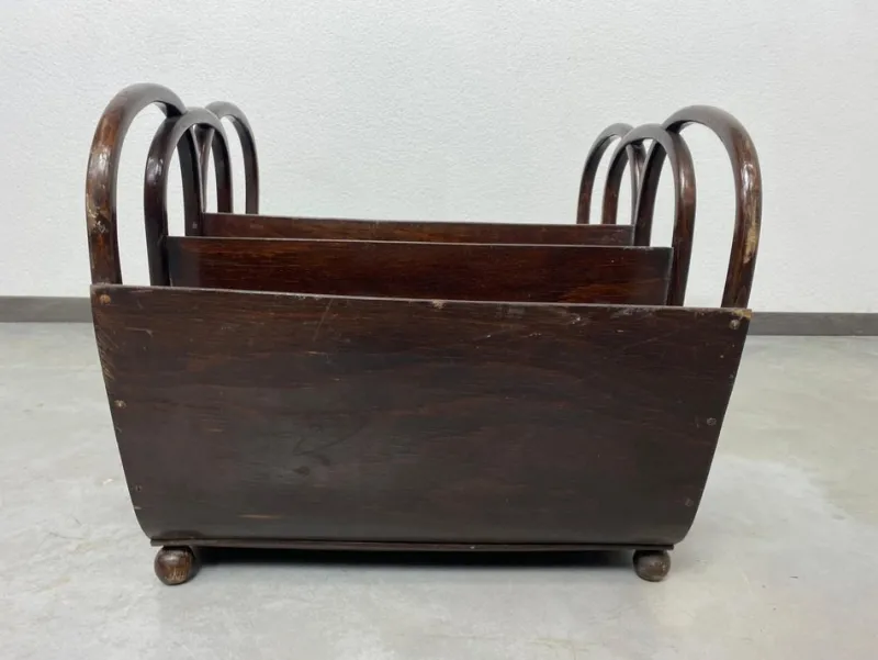 Best Pamono No. 1069 Magazine Holder attributed to Koloman Moser for J&J Kohn, 1890s
