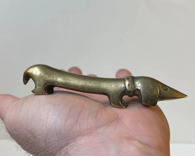Pamono Noodle Dachshund Bottle Opener in Brass from Bosse, 1950s> Cutlery & Serving Utensils