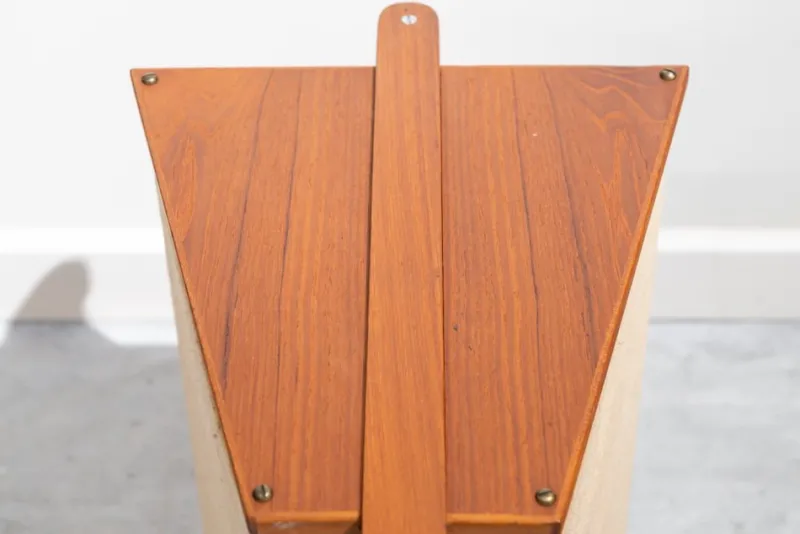 Pamono Nordic Magazine Rack in Wood and Linen, 1960s> Magazine Racks
