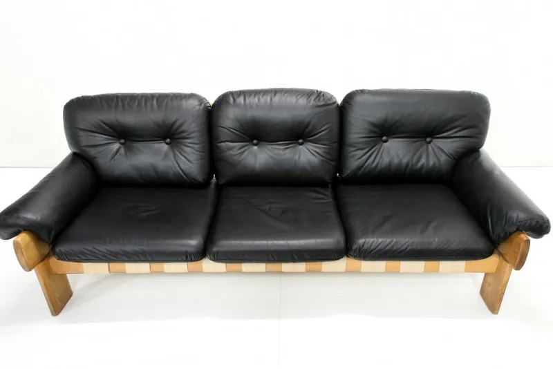 Pamono Oak and Leather Africa Armchairs and Sofa by Esko Pajamies for Asko Oy, 1970s, Set of 3> Living Room Sets