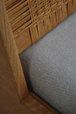 Pamono Oak and Rattan GE7 Daybed by Hans J. Wegner for GETAMA><noscript><img width=
