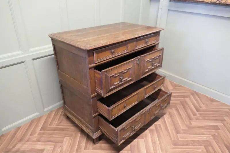 Pamono Oak Chest of Drawers or Garret Chest, 17th Century> Dressers, Commodes & Chests