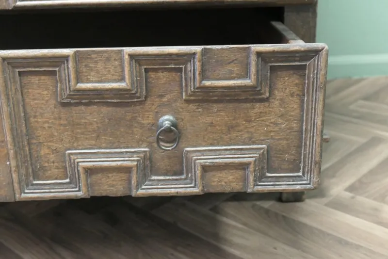 Pamono Oak Chest of Drawers or Garret Chest, 17th Century> Dressers, Commodes & Chests