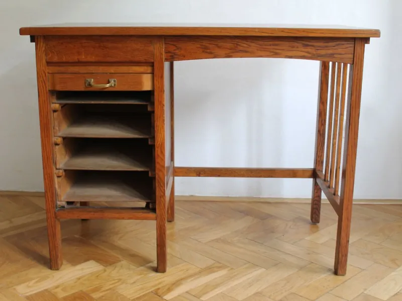 New Pamono Oak Jerry Child Desk, 1930s