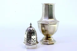 Pamono Octagonal Silver Sprinkler with Knob Lid and Base Grooves><noscript><img width=