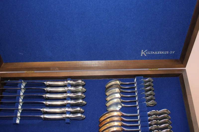 Hot Pamono Olga Cutlery Set in Silver from Kultakeskus Oy, Set of 30
