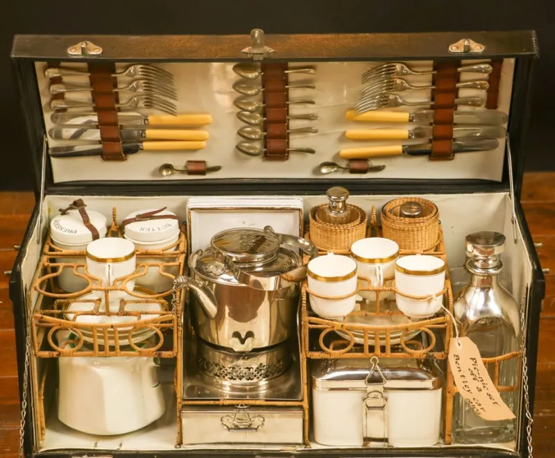 Outlet Pamono One Picnic Trunk by Scott and Sons for Bentley, 1930s