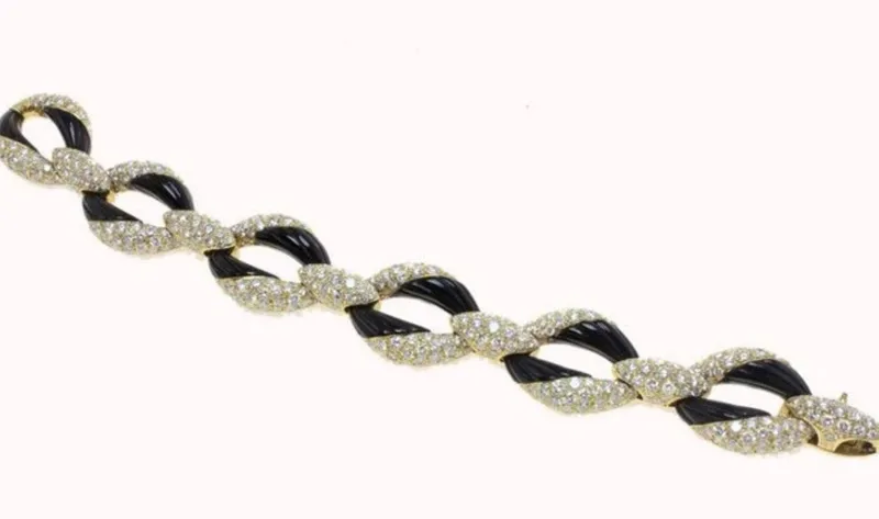 Pamono Onyx and Yellow Gold Link Bracelet with Diamonds> Bracelets