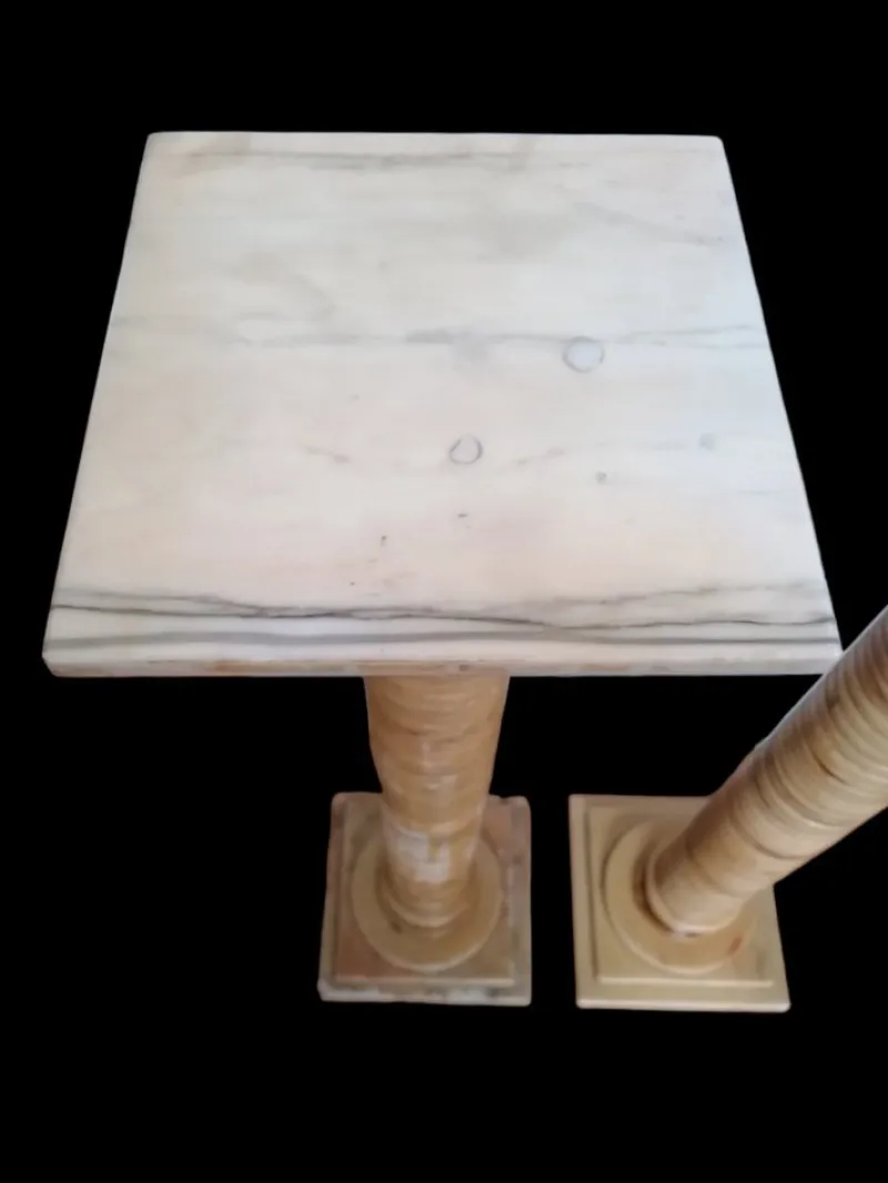Pamono Onyx Columns Worked in Layers, 1920s, Set of 2> Pedestals And Columns
