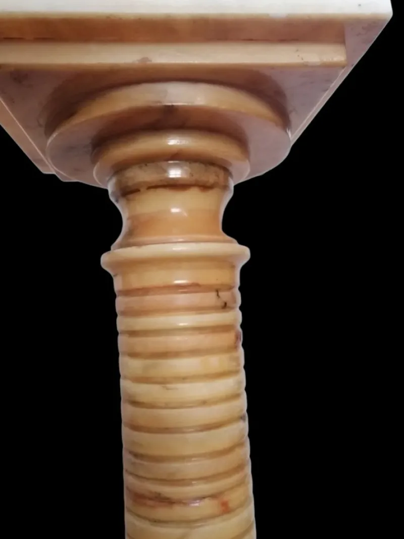 Pamono Onyx Columns Worked in Layers, 1920s, Set of 2> Pedestals And Columns