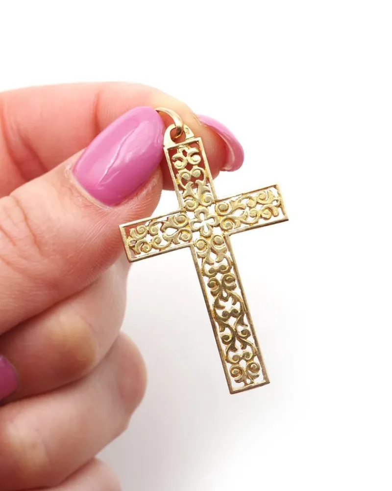 Pamono Openwork Religious Cross Pendant> Necklaces