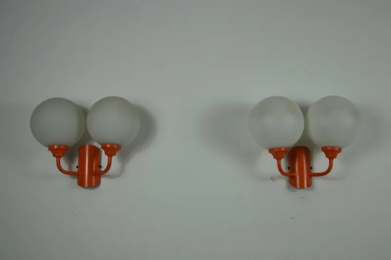 Pamono Orange Metal and Opaline Glass Wall Lamps, 1960s, Set of 2> Wall Lights & Sconces