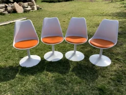 Pamono Orange Tulip Swivel Chairs attributed to Eero Saarinen & Knoll, 1956, Set of 4> Office Chairs