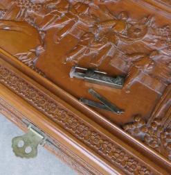 Pamono Oriental Carved Camphor Wood Chest, 1930s> Trunks Crates & Baskets