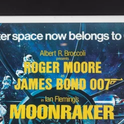 Pamono Original James Bond 007 Moonraker Film Poster Signed by Roger Moore, 1979><noscript><img width=
