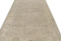 New Pamono Oushak Style Rug with Floral Pattern from R&K Principal Jahanshah Nazmiyal