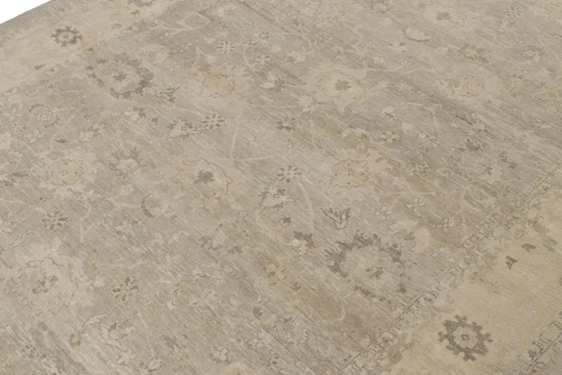 New Pamono Oushak Style Rug with Floral Pattern from R&K Principal Jahanshah Nazmiyal