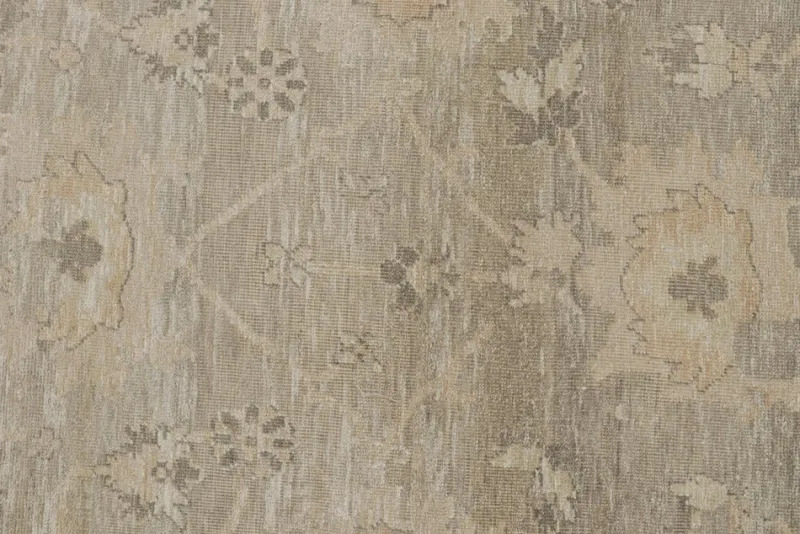 New Pamono Oushak Style Rug with Floral Pattern from R&K Principal Jahanshah Nazmiyal