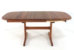 Sale Pamono Oval Extendable Abed Dining Table from Dyrlund