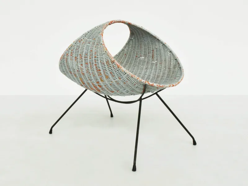 Pamono Oval Magazine Rack in Painted Woven Rattan by Campo e Graffi for Home Torino, Italy, 1956> Magazine Racks