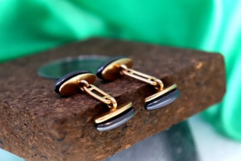 Pamono Oval Shaped Gold Cufflinks with Black Tanzanites, Set of 2> Cufflinks